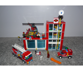 Lego city 60004 - Le caserne des pompiers